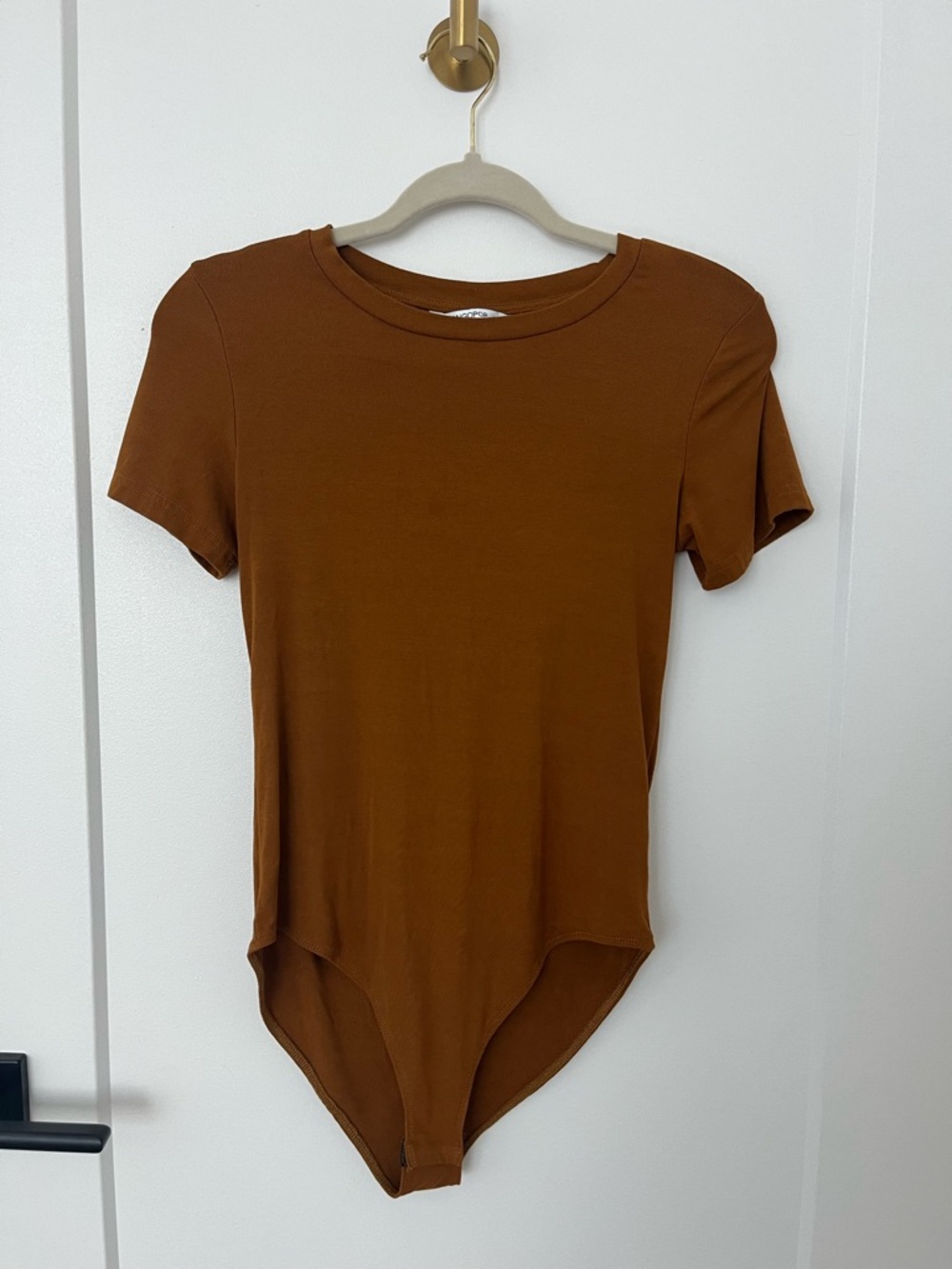 Mango Short-Sleeve Crewneck Bodysuit in Rust Brown